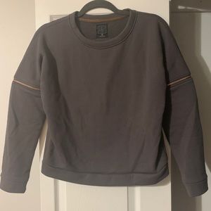 Grey sweatshirt like top